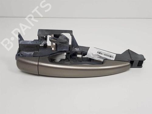 Used Rear right exterior door handle Rear right exterior door handle PEUGEOT 3008 II SUV (MC_, MR_, MJ_, M4_) [2016-2026] 10905017 10905017
