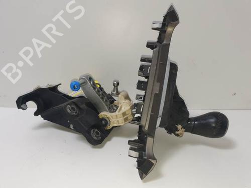 Used Gear lever HONDA CR-V III (RE_) 2.2 i-CTDi 4WD (RE6) (140 hp) 8930475