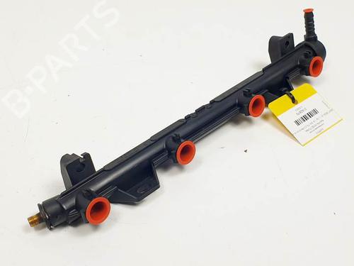 Used Injection rail SEAT IBIZA III (6L1) 1.4 16V (75 hp) 27526016
