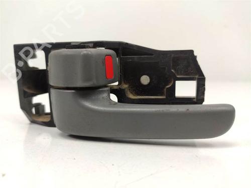 Used Front left interior door handle Front left interior door handle TOYOTA RAV 4 II (_A2_) 2.0 D 4WD (CLA20_, CLA21_, CLA20R, CLA21R) (116 hp) 10529110 10529110