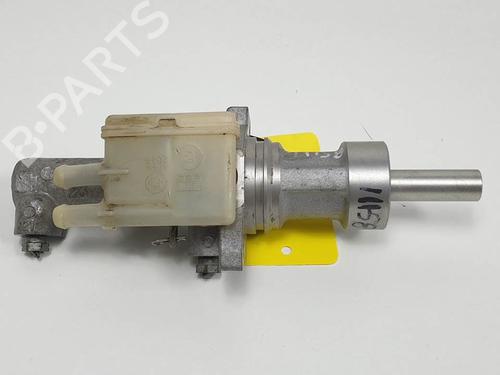 Used Brake master cylinder Brake master cylinder MERCEDES-BENZ VITO / MIXTO Van (W639) [2003-2026] 12456616 12456616