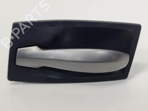 Used Rear left interior door handle Rear left interior door handle BMW 5 Touring (E61) 525 d (177 hp) 6860099 6860099