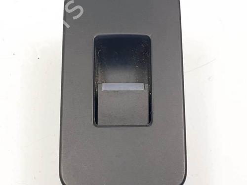 Used Left rear window switch Left rear window switch 17330304 17330304