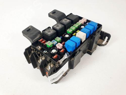 Used Fuse box Fuse box HYUNDAI SONATA V (NF) 2.0 CRDi (140 hp) 15509431 15509431