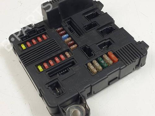 Used Fuse box RENAULT MEGANE II Saloon (LM0/1_) 1.6 16V (LM1R, LM0C) (112 hp) 29696721