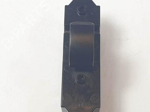Used Right front window switch MITSUBISHI OUTLANDER II (CW_W) 2.0 DI-D (CW8W) (140 hp) 12364048