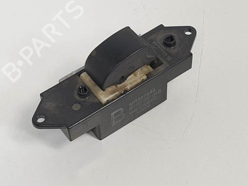 Used Right rear window switch Right rear window switch MITSUBISHI OUTLANDER II (CW_W) 2.2 DI-D 4WD (156 hp) 6891789 6891789