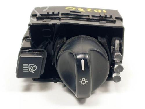 Used Headlight switch MERCEDES-BENZ S-CLASS (W220) S 320 CDI (220.026, 220.126) (197 hp) 12362676