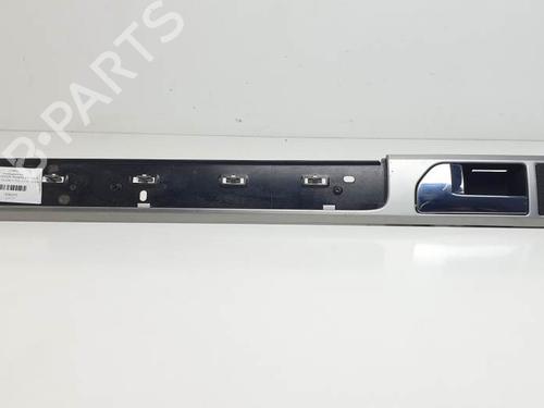 Used Rear left interior door handle Rear left interior door handle VW TOUAREG (7LA, 7L6, 7L7) 3.0 V6 TDI (225 hp) 24350413 24350413