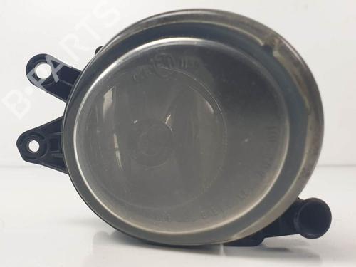 right-front-fog-light-audi-a4-b6-8e2-2000-2001-2002-2003-2004-2005-25144786 main image