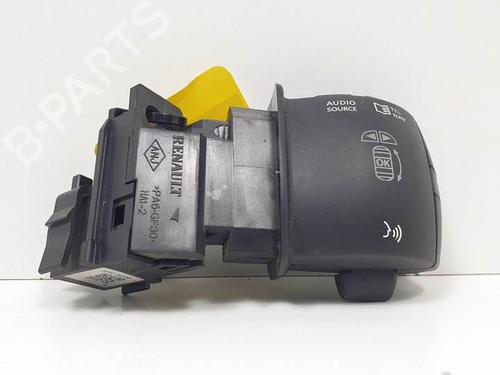 Used Switch Switch RENAULT MEGANE III Grandtour (KZ0/1) 1.5 dCi (KZ09, KZ0D, KZ1G, KZ29, KZ14, KZ1W, KZ10, KZ1F,... (110 hp) 16480131 16480131