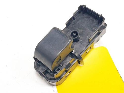Used Right front window switch MAZDA CX-3 (DK) 2.0 SKYACTIV-G (DK5W, DK6W) (120 hp) 17164746