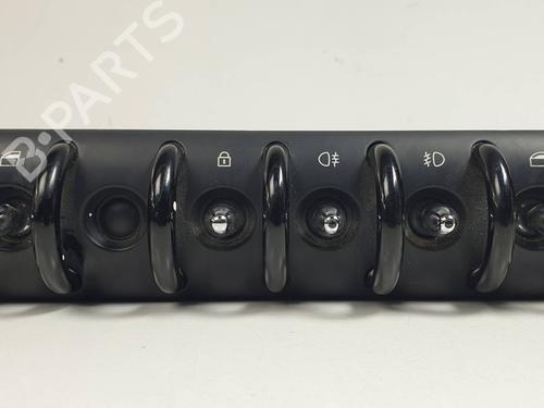 Used Switch Switch MINI MINI (R50, R53) One (90 hp) 31080679 31080679