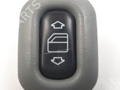 Used Right rear window switch Right rear window switch MERCEDES-BENZ C-CLASS (W202) C 200 (202.020) (136 hp) 29247954 29247954