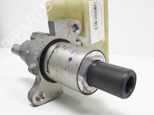 Used Brake master cylinder MERCEDES-BENZ S-CLASS (W220) S 320 CDI (220.026, 220.126) (197 hp) 12361351