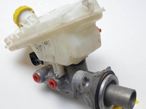 brake-master-cylinder-citroen-c3-picasso-sh_-2008-24915884 main image