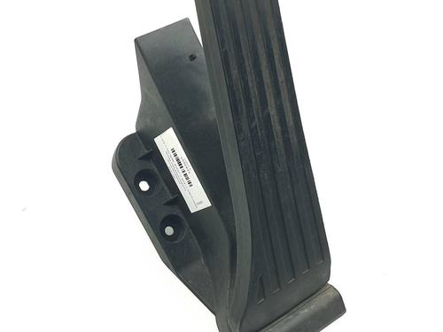 Used Pedal Pedal MERCEDES-BENZ C-CLASS (W204) C 200 CDI (204.001) (136 hp) 30504025 30504025