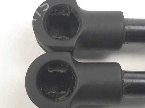 Tailgate lift support SEAT LEON (1M1) 1.6 16 V | BP25611714C138 