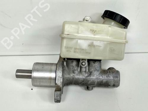 Used Brake master cylinder Brake master cylinder MERCEDES-BENZ B-CLASS Sports Tourer (W245) B 170 (245.232) (116 hp) 8070758 8070758