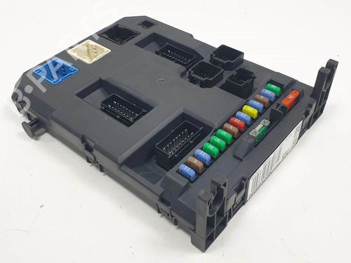 Used Fuse box Fuse box CITROËN C3 II (SC_) 1.4 HDi 70 (SC8HZC, SC8HR0, SC8HP4) (68 hp) 21123362 21123362
