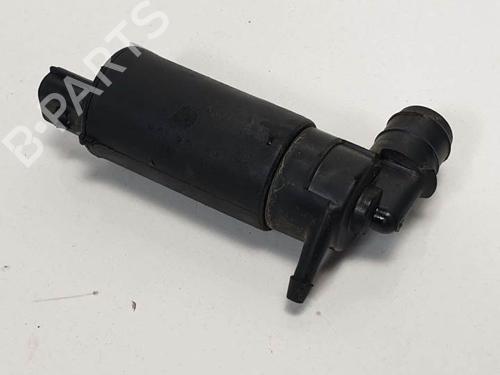 Used Washer pump LAND ROVER FREELANDER I (L314) 2.0 Td4 4x4 (112 hp) 13953622