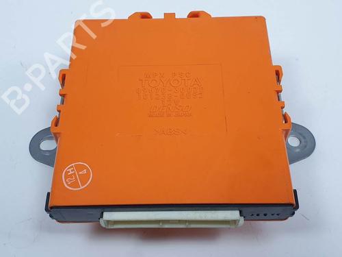 Used Electronic module Electronic module LEXUS GS (_S19_) 300 (GRS190_, GRS190R) (249 hp) 11417471 11417471