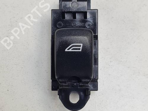 Venstre bagtil elrude kontakt Venstre bagtil elrude kontakt LAND ROVER RANGE ROVER SPORT I (L320) 5.0 4x4 (510 hp) 34516935 34516935