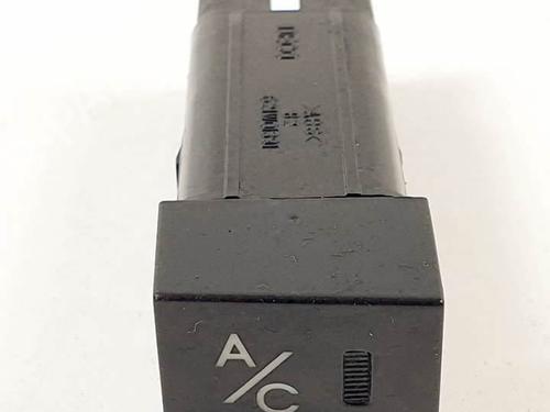 Used Switch Switch 19094495 19094495