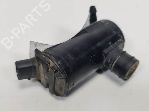 Used Washer pump HYUNDAI H-1 / STAREX Bus (A1) 2.5 TD 4WD (99 hp) 13953567