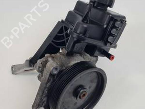 Used Steering pump MERCEDES-BENZ C-CLASS (W204) C 250 CDI (204.003) (204 hp) 30450518