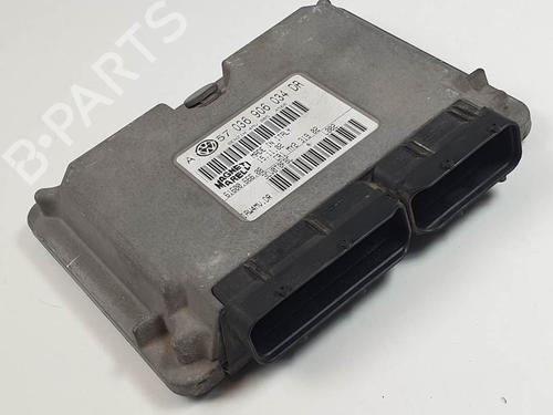 Used Engine control unit (ECU) Engine control unit (ECU) VW GOLF IV (1J1) 1.6 16V (105 hp) 28618450 28618450