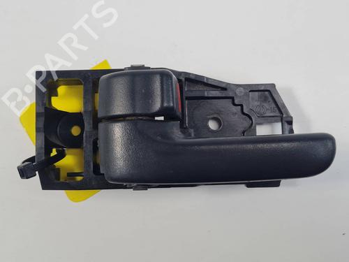 Used Rear left interior door handle Rear left interior door handle TOYOTA RAV 4 II (_A2_) 2.0 D 4WD (CLA20_, CLA21_, CLA20R, CLA21R) (116 hp) 34513895 34513895