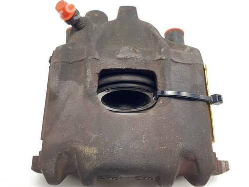 Used Right front brake caliper Right front brake caliper 18345433 18345433