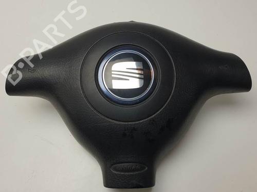 Used Driver airbag SEAT LEON (1M1) 1.6 16 V (105 hp) 25590715