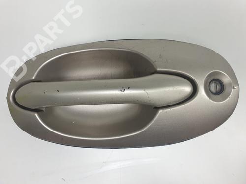 front-right-exterior-door-handle-kia-carnival-ii-gq-29-crdi-k53a58410-1999-2000-2001-2002-2003-2004-2005-2006-2007-10984730 main image