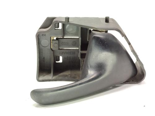 Used Front right interior door handle Front right interior door handle VW POLO III (6N1) 60 1.4 (60 hp) 8802852 8802852
