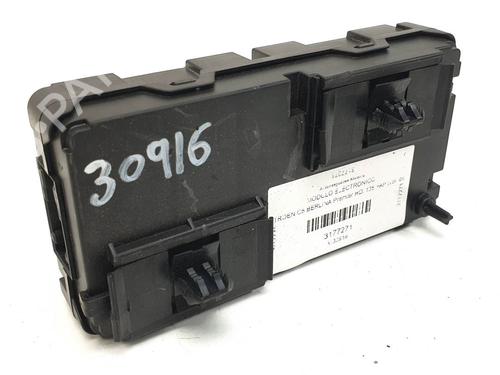 Electronic module CITROËN C5 III (RD_) 2.0 HDi (RDRHD8, RDRHDJ, RDRHR8, RDRHRJ) | BP28051777M83 - Image 2