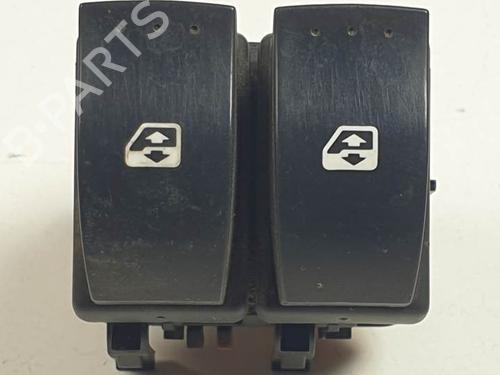 Used Left front window switch RENAULT MEGANE II (BM0/1_, CM0/1_) 1.5 dCi (BM02, BM13, BM2A, CM02, CM13) (101 hp) 28008490
