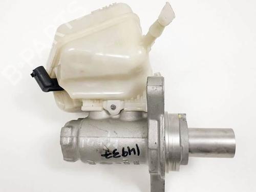 Used Brake master cylinder BMW 3 Touring (F31) 330 d (258 hp) 25145662