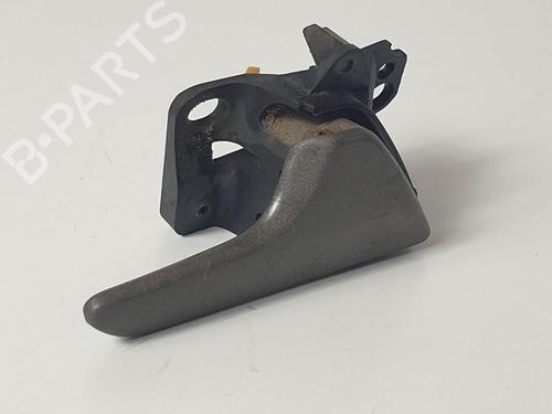 Used Front right interior door handle Front right interior door handle 13650934 13650934