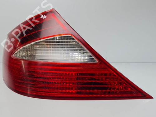 Used Left taillight MERCEDES-BENZ CLS (C219) CLS 320 CDI (219.322) (224 hp) 29172599
