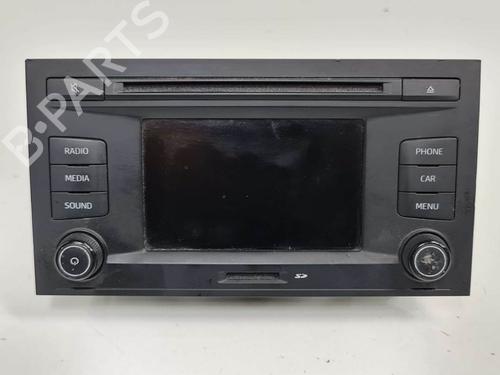 Used Radio Radio SEAT LEON (5F1) 1.6 TDI (90 hp) 6892755 6892755