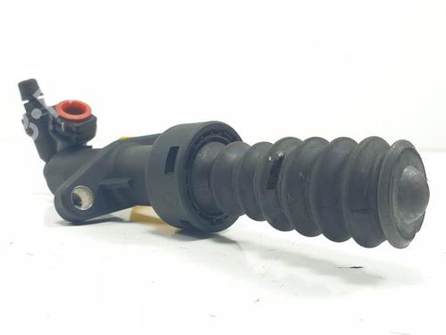 Used Clutch slave cylinder CITROËN C4 Coupe (LA_) 1.6 HDi (90 hp) 28448046