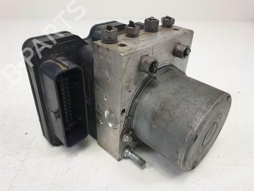 Used ABS pump ABS pump RENAULT KANGOO BE BOP (KW0/1_) 1.5 dCi 75 (75 hp) 10411075 10411075