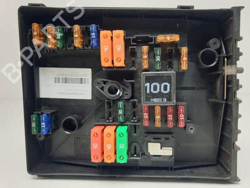 Used Fuse box VW CADDY III Box Body/MPV (2KA, 2KH, 2CA, 2CH) 1.9 TDI (105 hp) 24934464