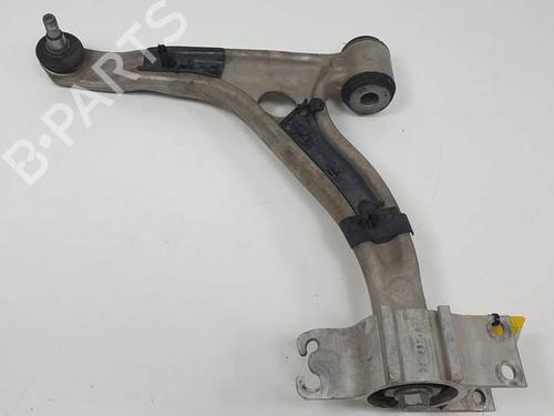 Used Left front suspension arm Left front suspension arm INFINITI Q30 2.2 D (170 hp) 18136651 18136651