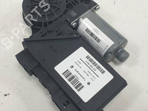 Used Right rear window motor Right rear window motor VW TOUAREG (7LA, 7L6, 7L7) 3.0 V6 TDI (240 hp) 28448078 28448078