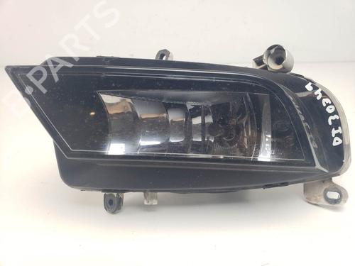 Used Left front fog light Left front fog light AUDI A4 B8 Avant (8K5) 2.0 TDI (136 hp) 25453567 25453567
