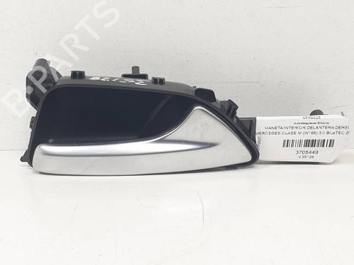 Used Front right interior door handle Front right interior door handle MERCEDES-BENZ M-CLASS (W166) ML 350 BlueTEC 4-matic (166.024, 166.023) (258 hp) 40441849 40441849