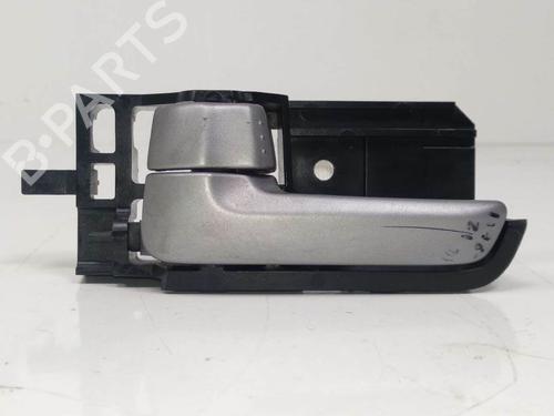 Used Front left interior door handle Front left interior door handle SUZUKI SWIFT III (MZ, EZ) 1.3 DDiS (RS413D) (75 hp) 8247504 8247504
